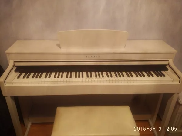 Продам электронный пианино YAMAHA