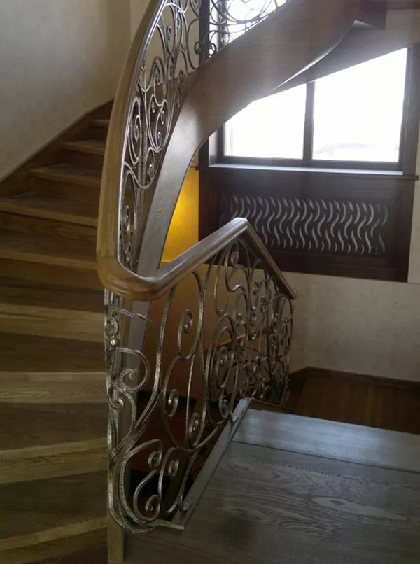 Деревянные лестницы на заказ в городе Алматы 3